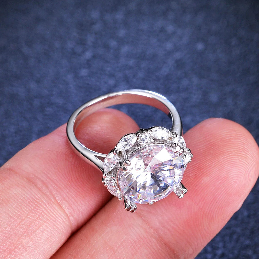 Platinum 5Ct Moissanite Four-Claw Solitaire Ring