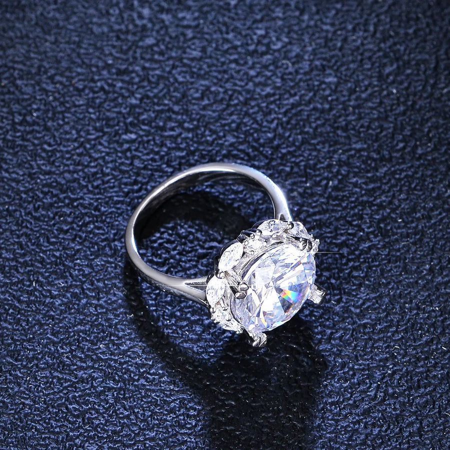 Platinum 5Ct Moissanite Four-Claw Solitaire Ring