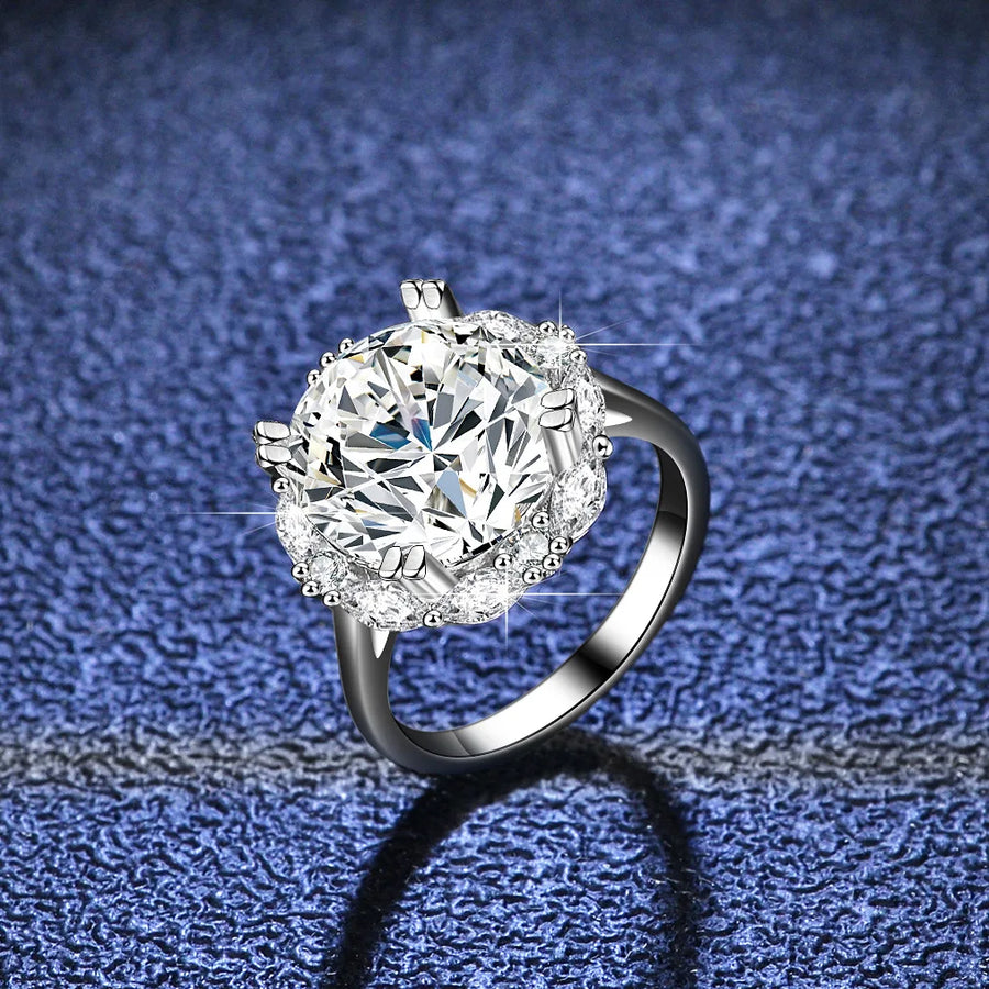 Platinum 5Ct Moissanite Four-Claw Solitaire Ring
